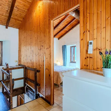 Casa Sul Torrente By Interhome Hébergement de vacances Rezzonico
