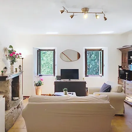 Casa Sul Torrente By Interhome Hébergement de vacances