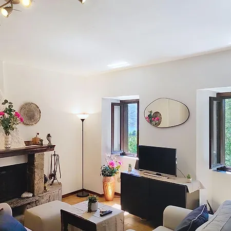 Casa vacanze Casa Sul Torrente By Interhome
